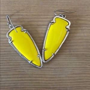 Kendra Scott Skylar Arrowhead Earrings